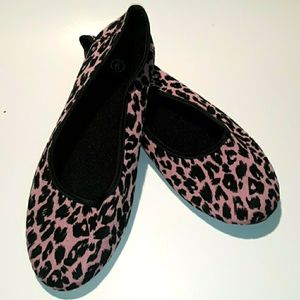 Animal Print Slip-On Flats